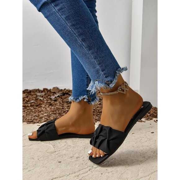 Women's Black Pleated Square Toe  Trendy Summer Slide Flat Sandals Shoes - Picture 4 of 5